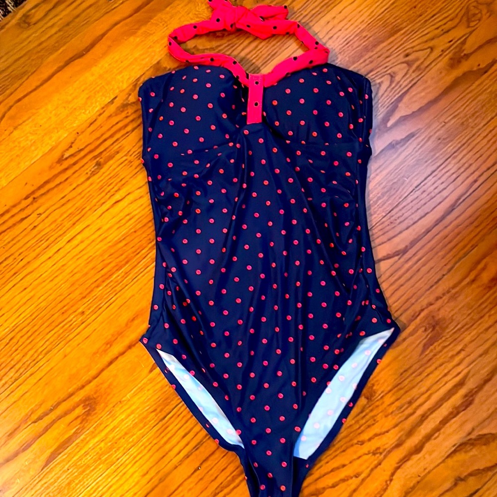 Beach Bump Maternity Swimsuit Sz M